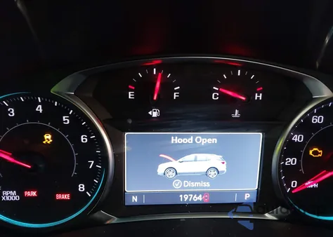 2024 Chevrolet Equinox Awd Rs z USA, uszkodzony, nr VIN 3GNAXWEG1RL181822